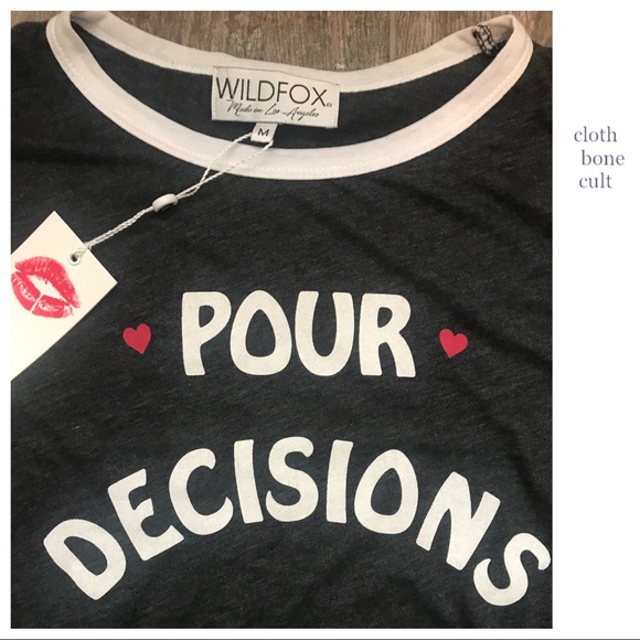 ✨NWT✨ WILDFOX 💋🦊 “Pour Decisions” T-SHIRT - Picture 5 of 6